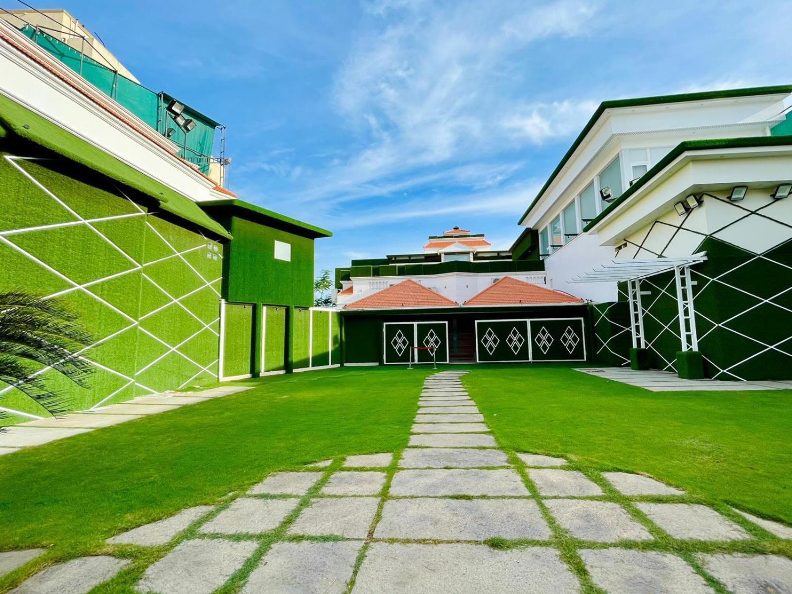 B8 Hotel Madras Buitenkant foto