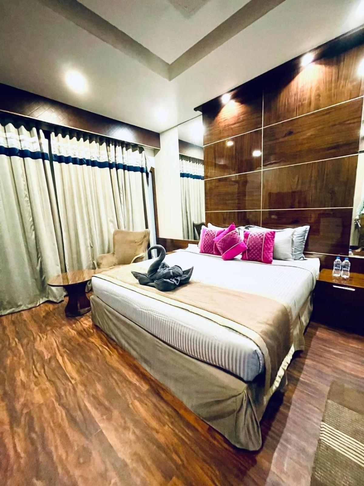 B8 Hotel Madras Buitenkant foto